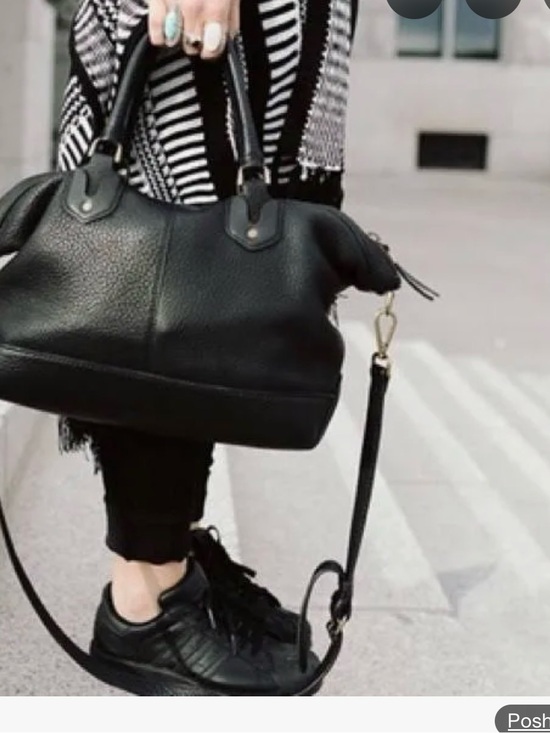 Madewell Handbags - Madewell Black Pebbled Leather Satchel with Removable Strap